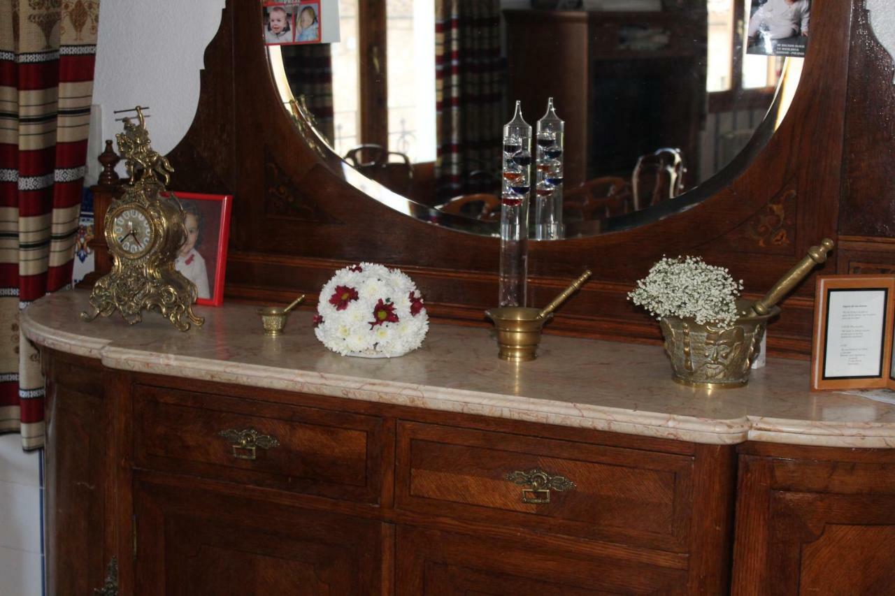 Posada Manolon Santa Cruz de Moya 외부 사진